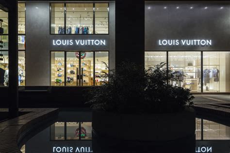 louis vuitton el paso tx.